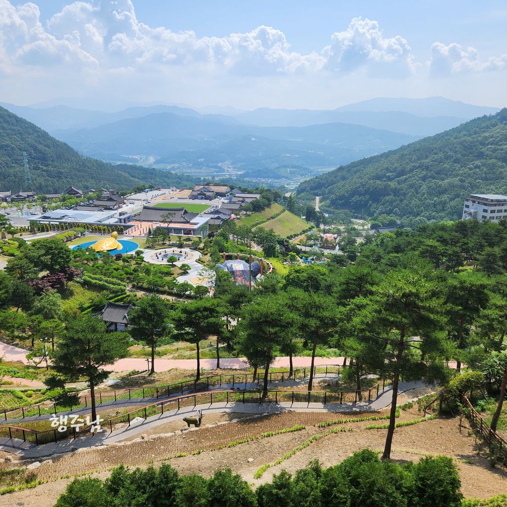 Read more about the article 경남 산청 가볼만한곳 동의보감촌 탐방 정보, 맛집 추천까지